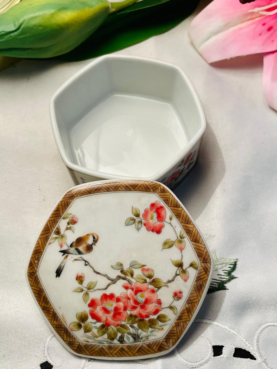 Floral Bird Ceramic Lidded Trinket Box – Approx. 4 Inch