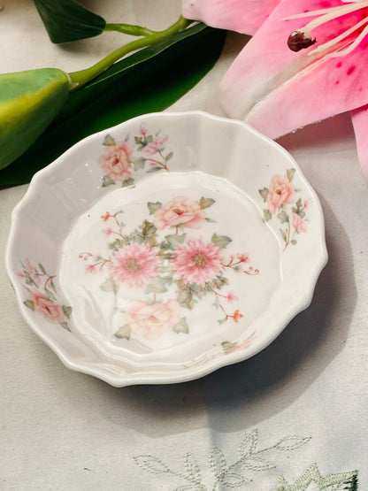 Pink Floral Scalloped Ceramic Bowl Approx. 11 cm