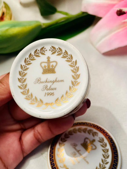 Buckingham Palace 1996 Ceramic Trinket Box with Gold Detail – 3 in