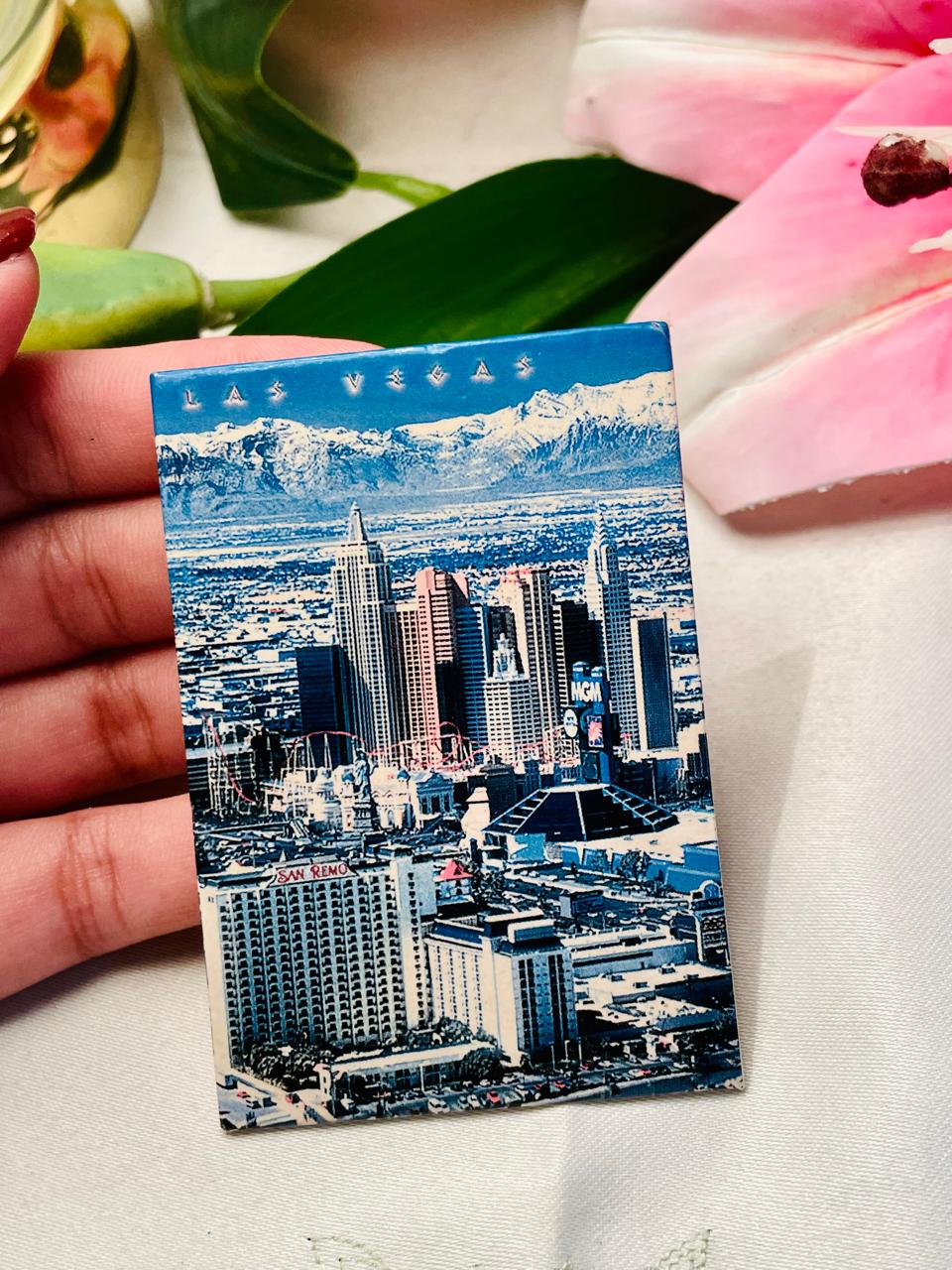 Las Vegas Scenic Souvenir Magnet Approx. 8 cm
