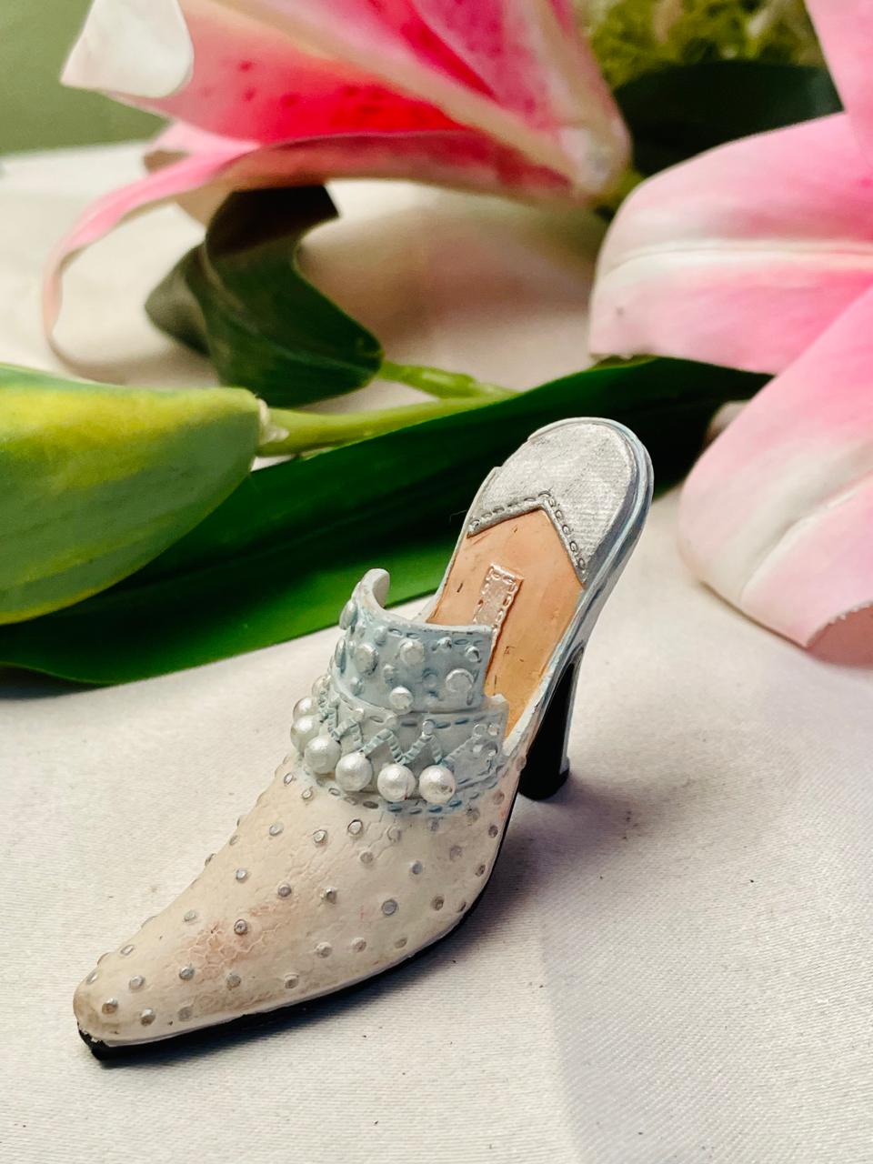 Pearl Detail High-Heel Shoe Miniature Decor – 3 in
