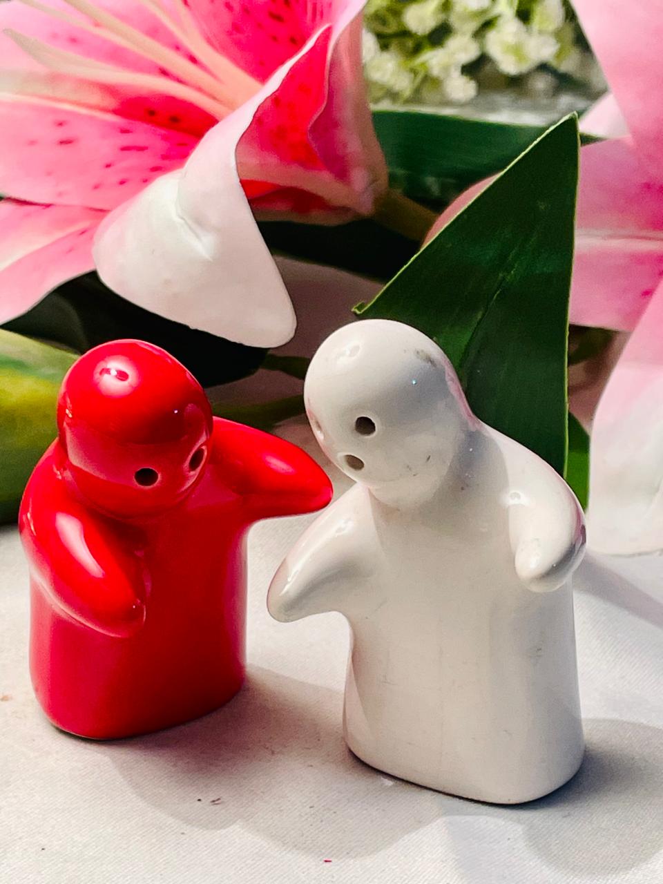 Red & White Ceramic Love Bird Salt & Pepper Shaker Approx. 7 cm