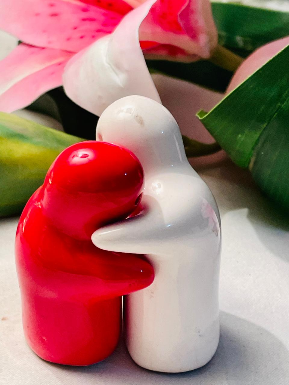 Red & White Ceramic Love Bird Salt & Pepper Shaker Approx. 7 cm