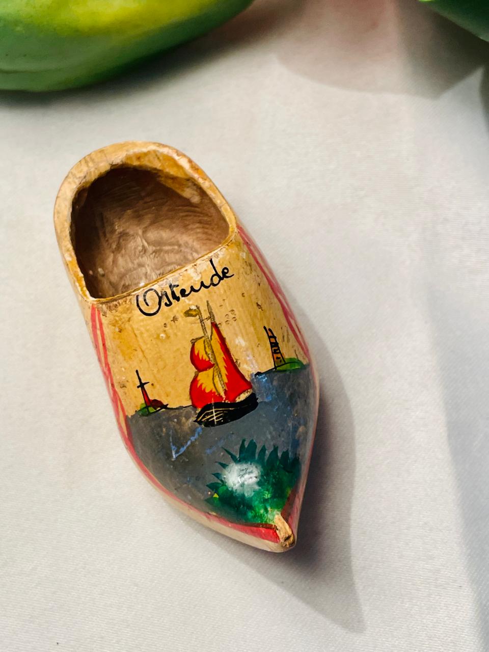 Vintage Ostende Hand-Painted Wooden Clog Souvenir Approx. 9 cm
