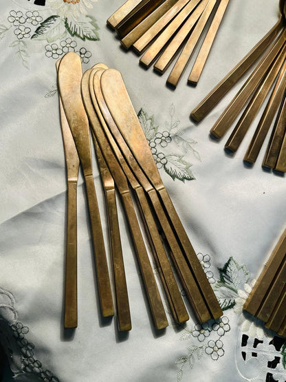 RARE FINDS Brass 8 Persons Flatware Cutlery Set Approx. 32 Pieces