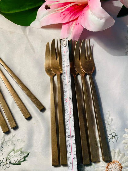 RARE FINDS Brass 8 Persons Flatware Cutlery Set Approx. 32 Pieces