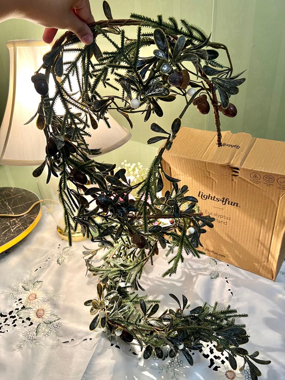 Lights4fun Eucalyptus & Acorn Garland – Approx. 65 cm