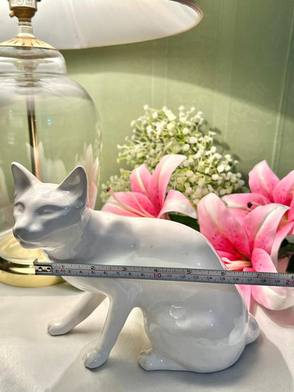 White Cat Figurine Glossy Decorative Home Accent 7.5"