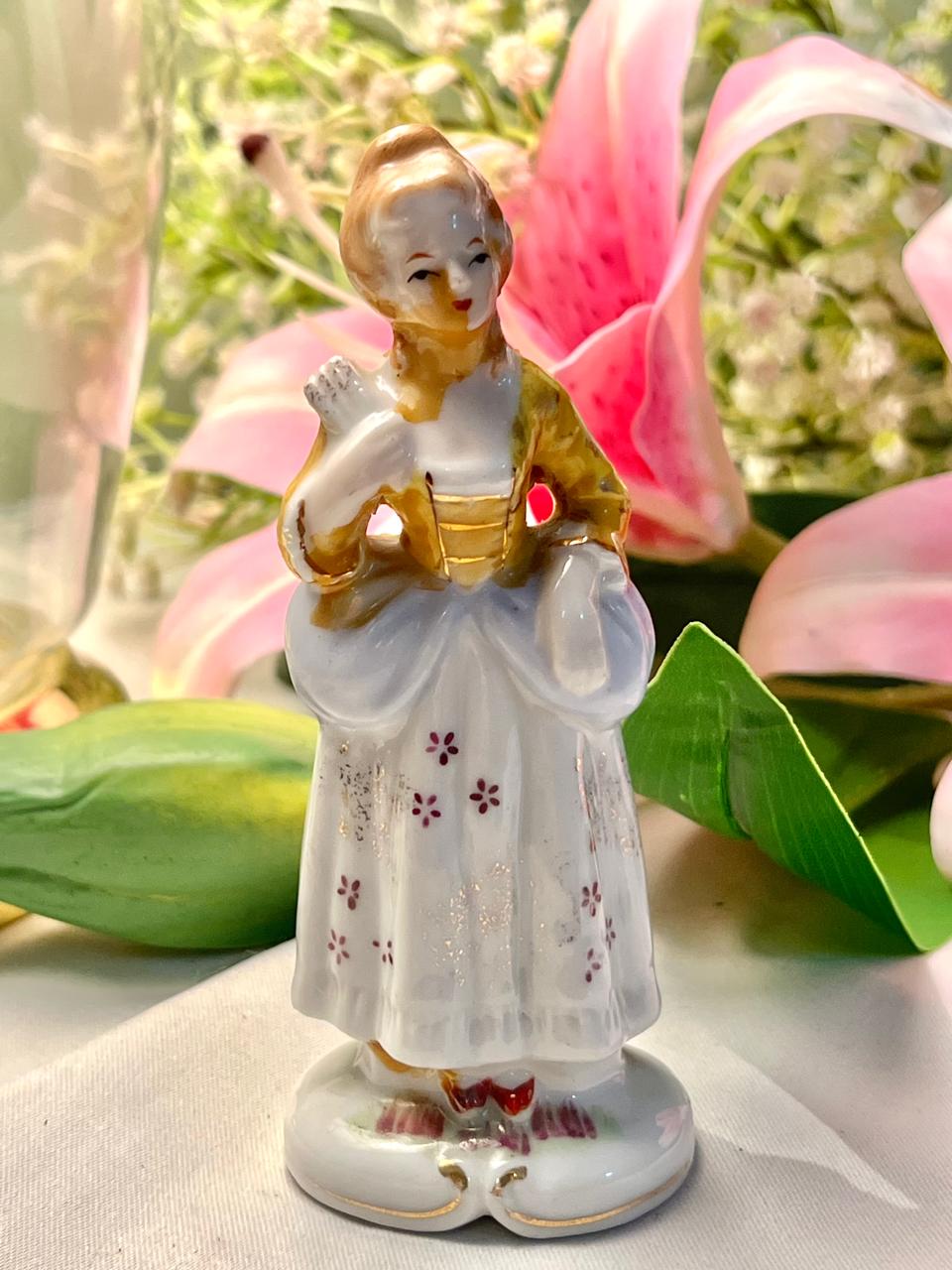 Vintage Lady Figurine in White & Gold Dress, Approx. 4.5 in