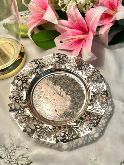 Silver-Tone Pierced Floral Serving Plate 1 Pc 8 in