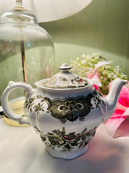 Ridgway Windsor Floral Teapot with Lid, Approx. 6 in