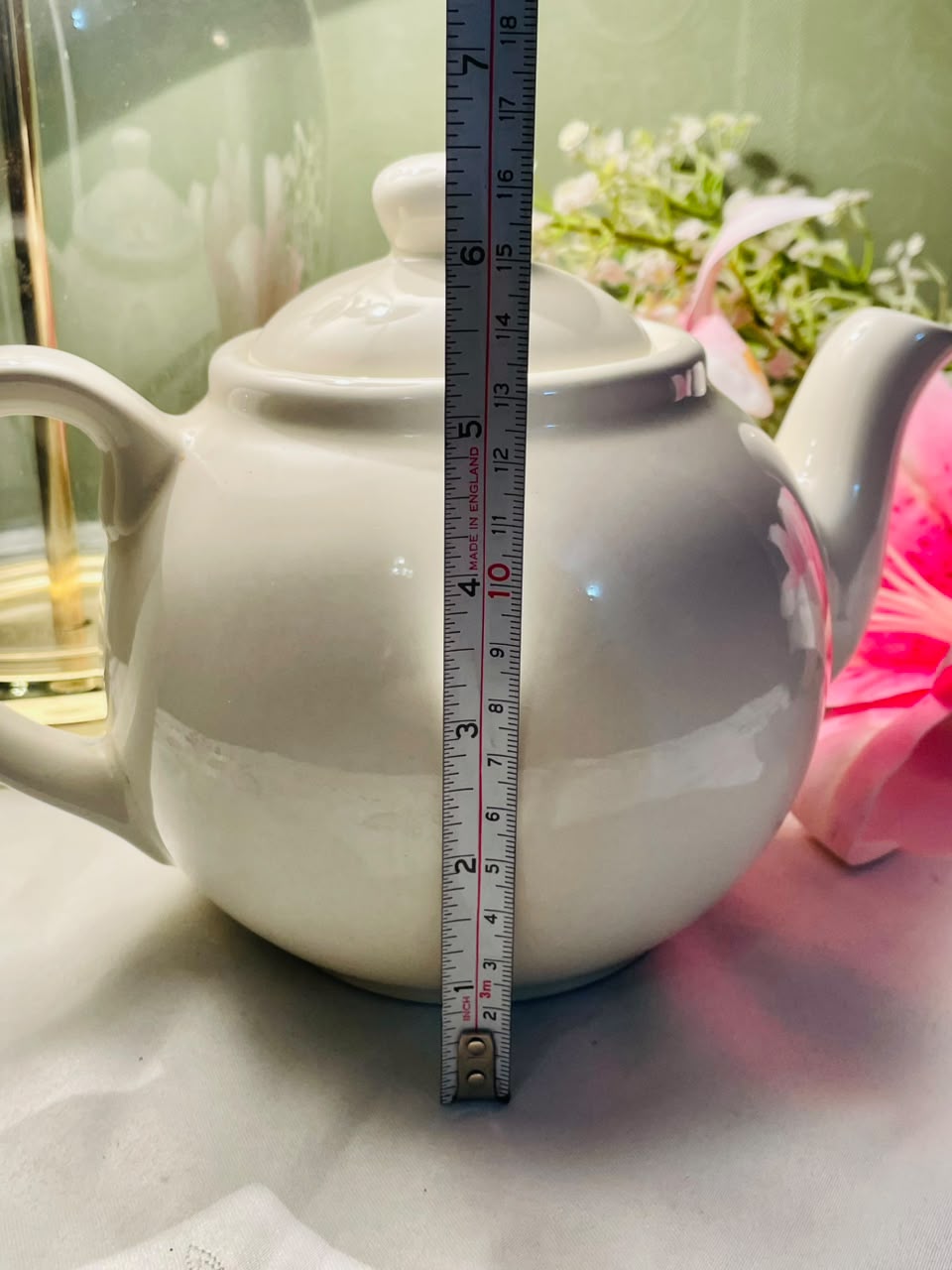 Vintage Plain White Teapot with Lid, Approx. 6 in