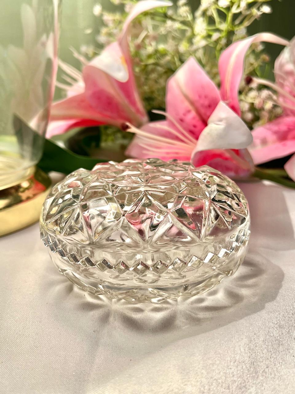 Vintage Star Clear Crystal Trinket Box with Lid – 4 Inch