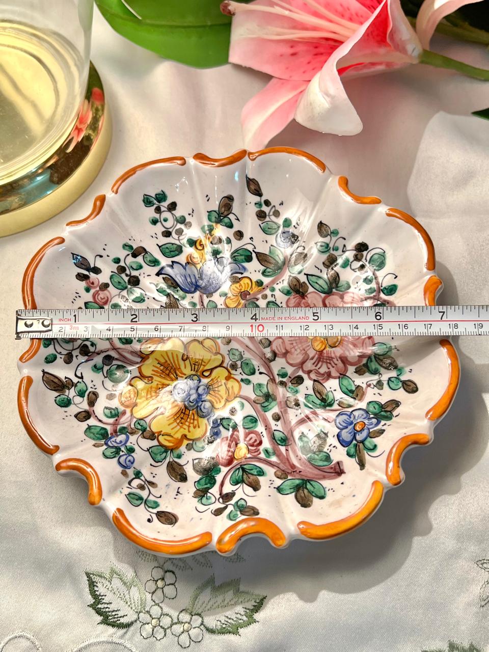 Deruta Italy Hand-Painted Floral Scalloped Bowl, Approx. 7 in
