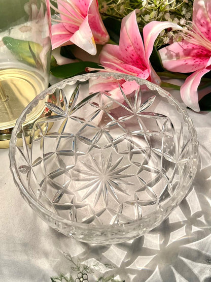 Vintage Clear Crystal Cut Starburst Large Serving Bowl – 7 Inch