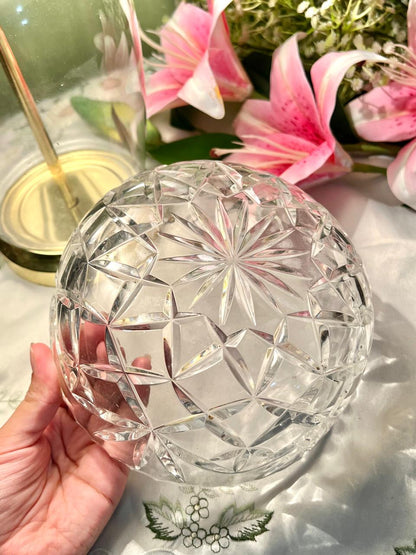Vintage Clear Crystal Cut Starburst Large Serving Bowl – 7 Inch