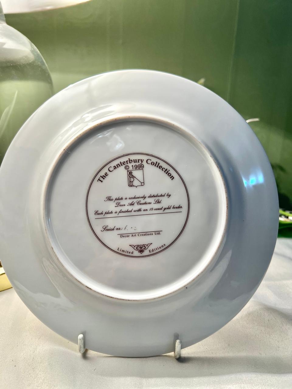 1999 Canterbury Collection Egerton Village Pump Wall Plate 20 cm