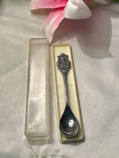 Holland Souvenir Silver-Tone Decorative Spoon 4.75 in
