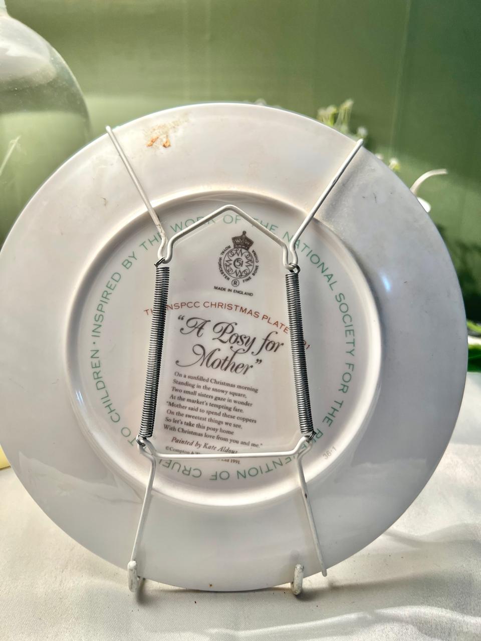 Royal Worcester 1991 NSPCC Christmas Plate “A Posy for Mother” by Kate Aldous, England, 8 in