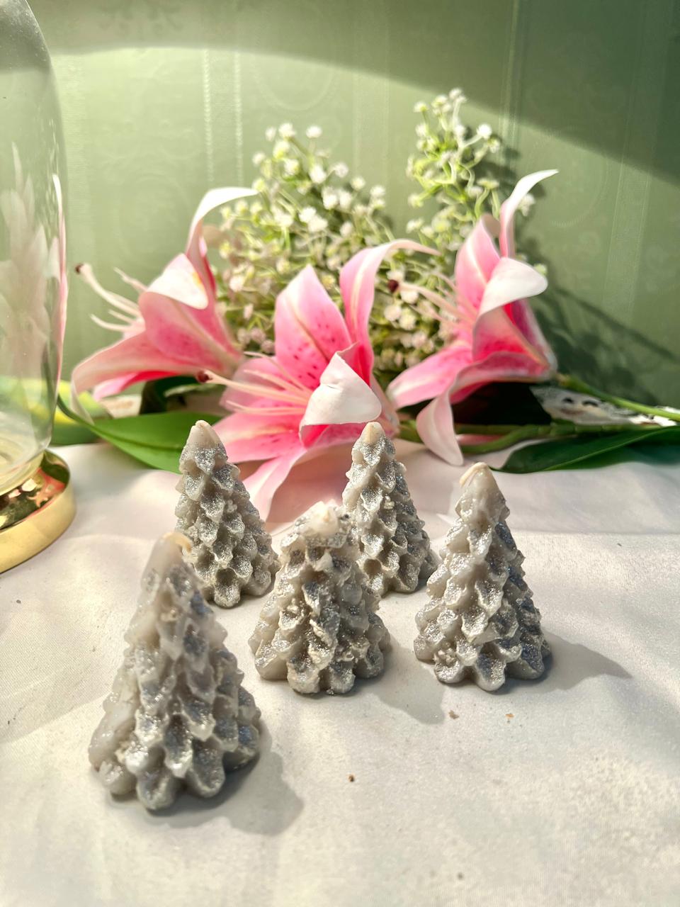 White Silver Mini Christmas Tree Candle Figurines 5 Piece Set 7cm