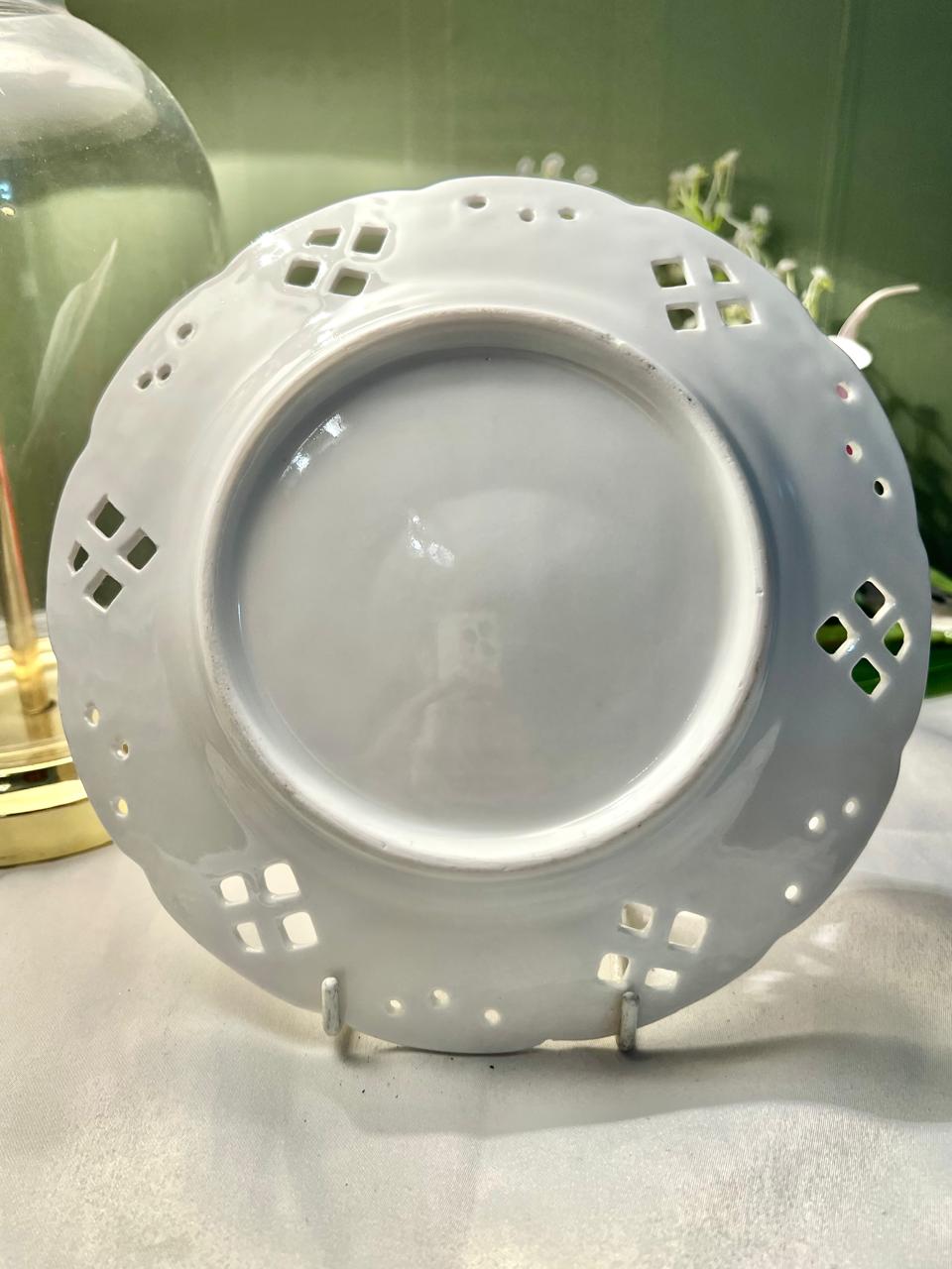 White Floral Pierced Cutwork Decorative Wall Plate 20 cm