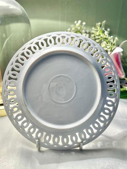Cleethorpes Kingsway Gardens Pierced Cutwork Wall Plate 18 cm