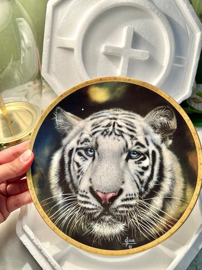 Lenox “White Tiger” Collector Plate by Gya – Big Cats of the World, 1993, 8 in