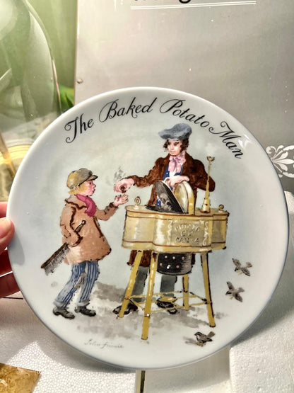Wedgwood “The Baked Potato Man” 1985 Collector Plate by John Finnie – Street Sellers of London, Bone China