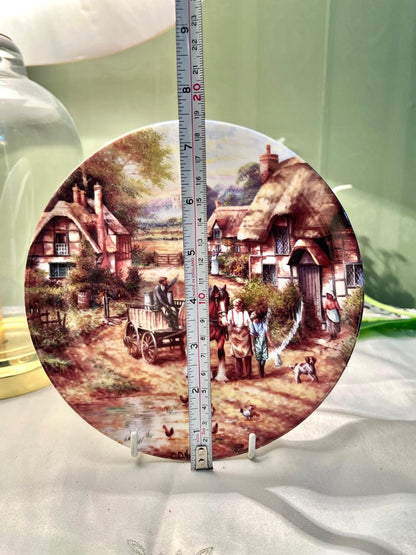 Wedgwood Apple Pickers Fine Bone China Wall Plate 7"