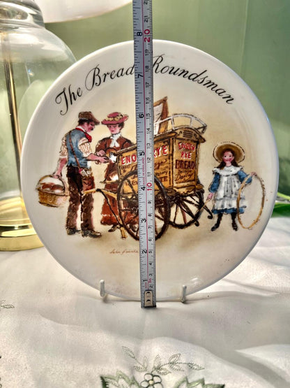 Wedgwood The Bread Roundsman 1987 Decorative Plate 20cm