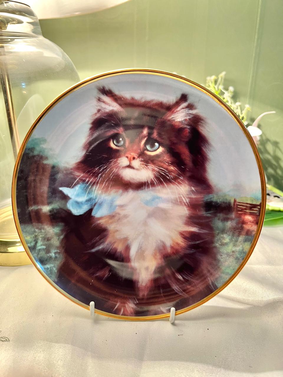 Franklin Mint Far From Home Cat Decorative Plate 20cm