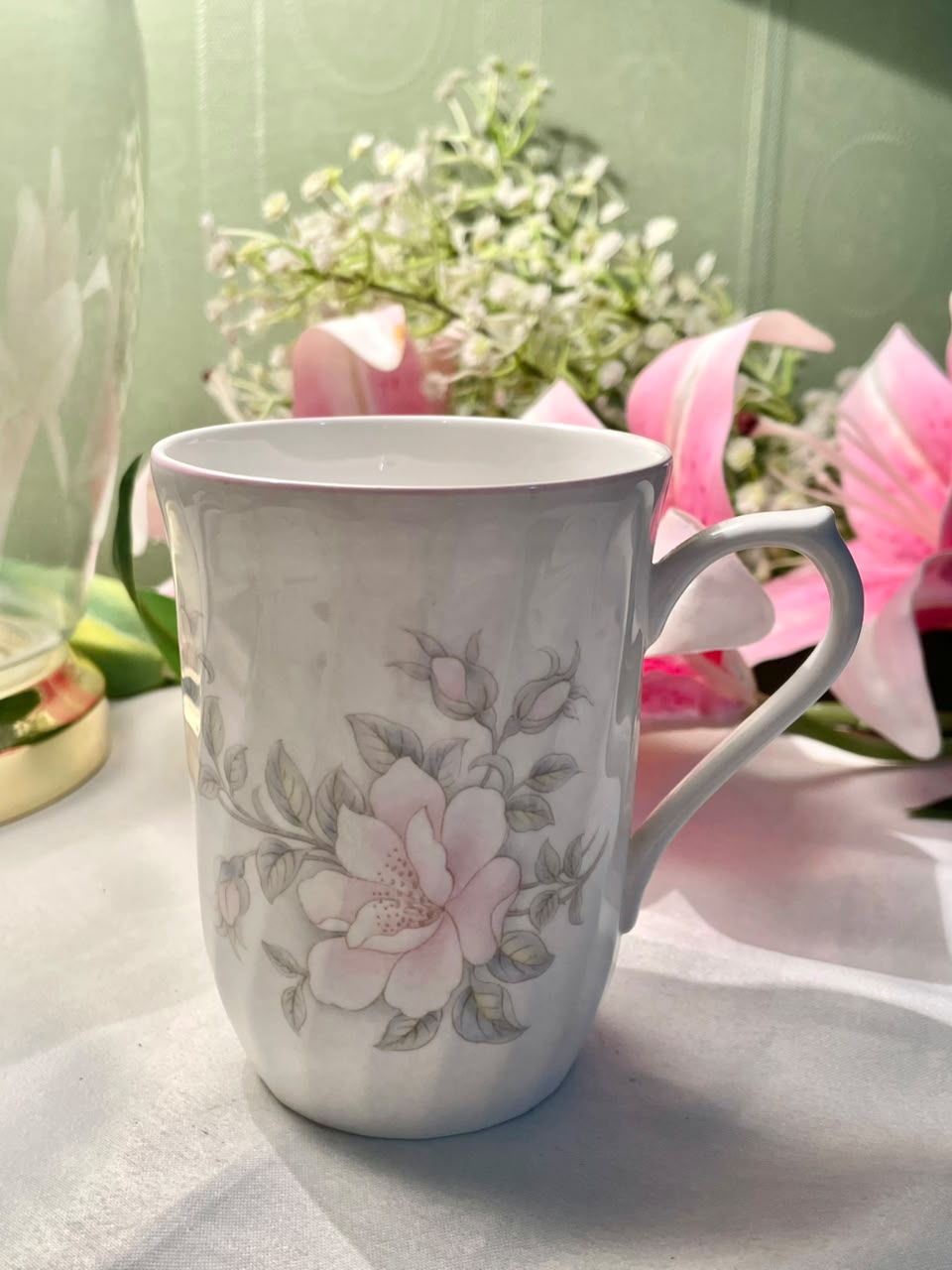 Roy Kirkham Bone China Pink Floral Mug 10cm
