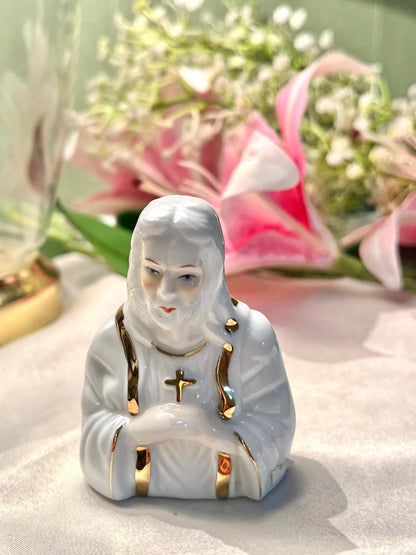 White & Gold Religious Monk Figurine 8cm