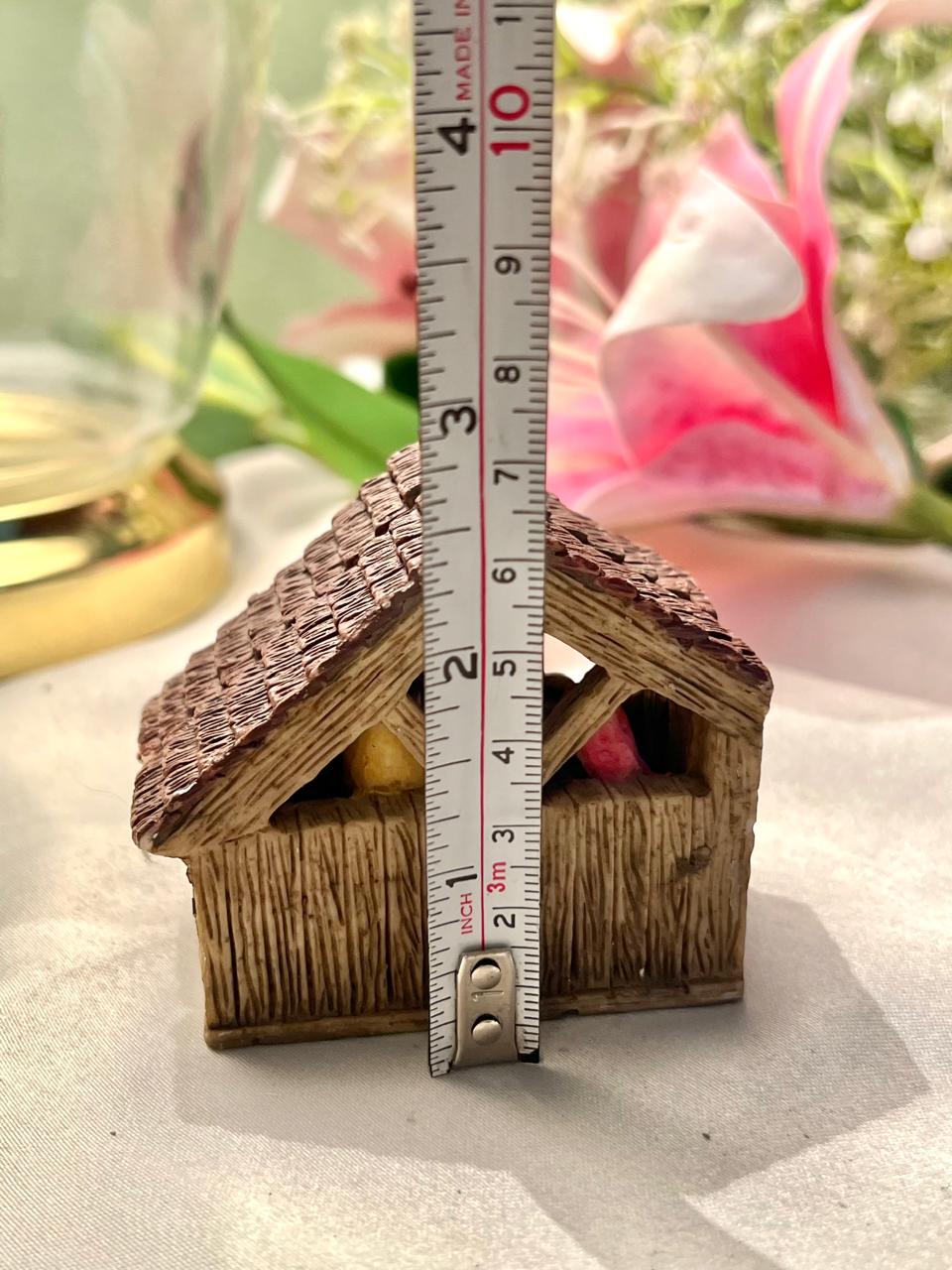 Miniature Nativity Stable Figurine 7cm