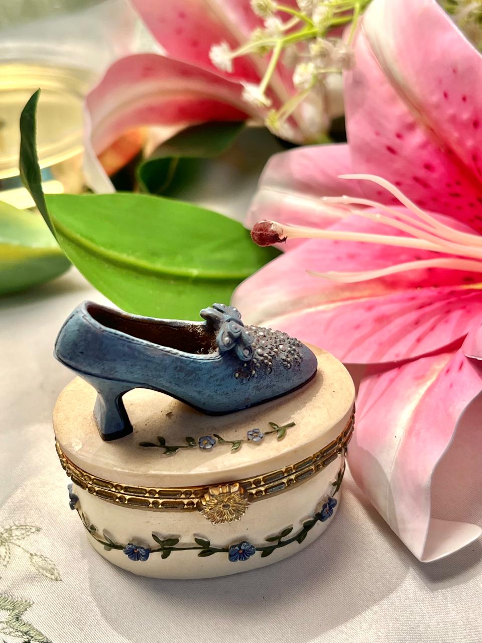 Blue Shoe Floral Hinged Trinket Box 3 in