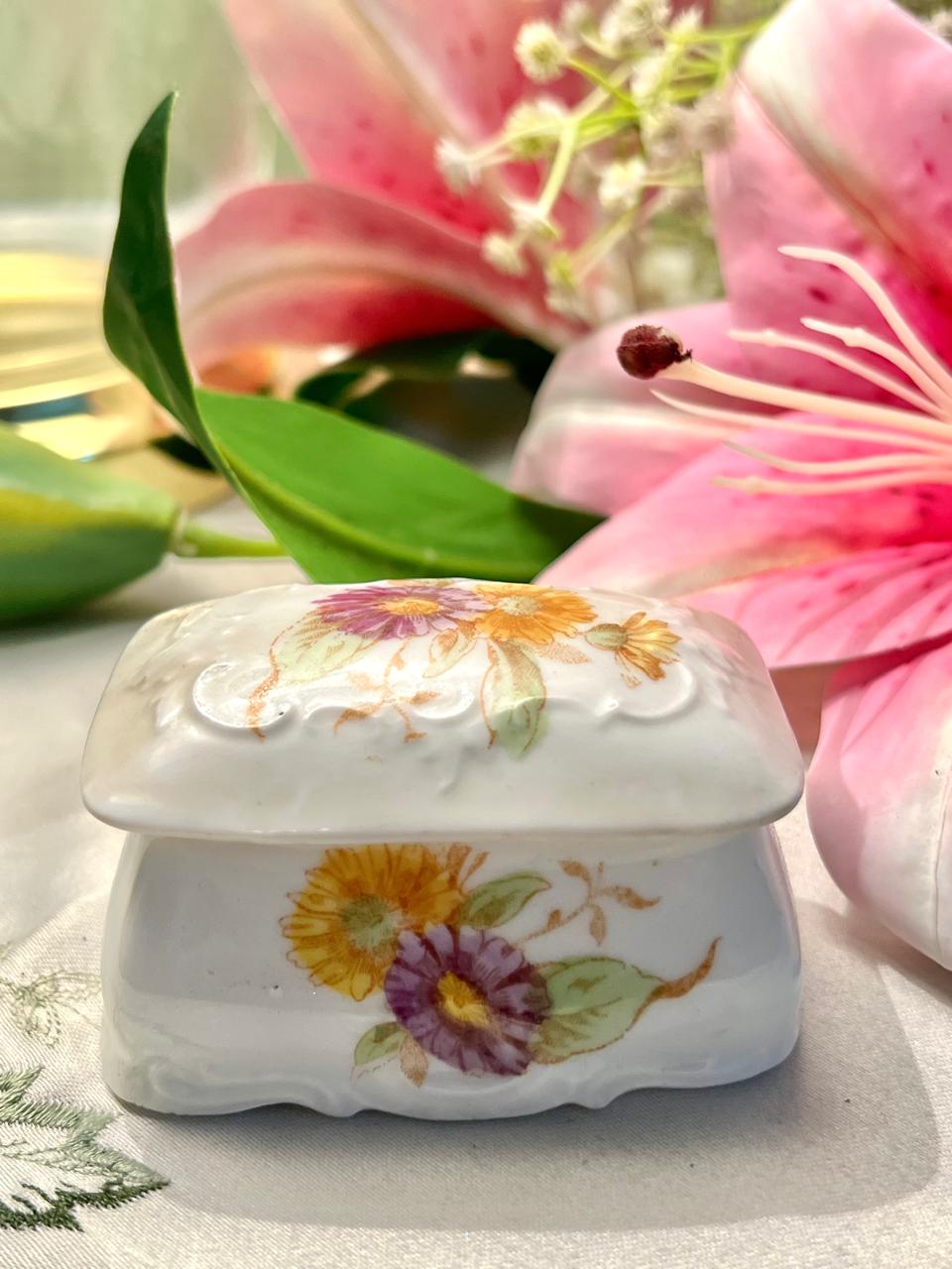 Floral White Ceramic Lidded Trinket Box 3 in
