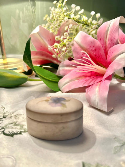 Horizon Porcelain Scotland Floral Trinket Box 2.5 in