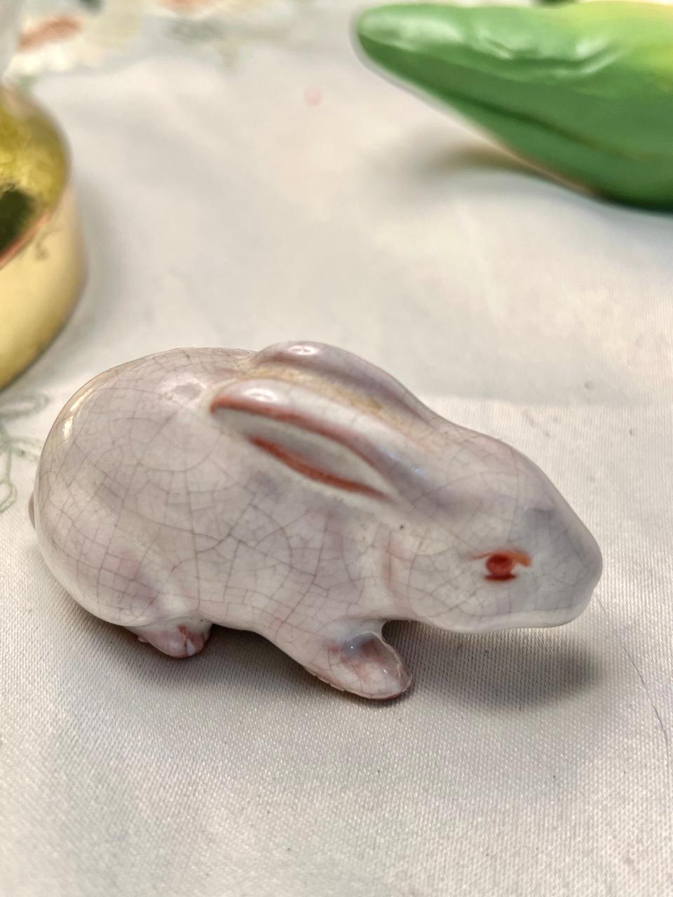 Cream Ceramic Rabbit Figurine Crackle Finish 6cm