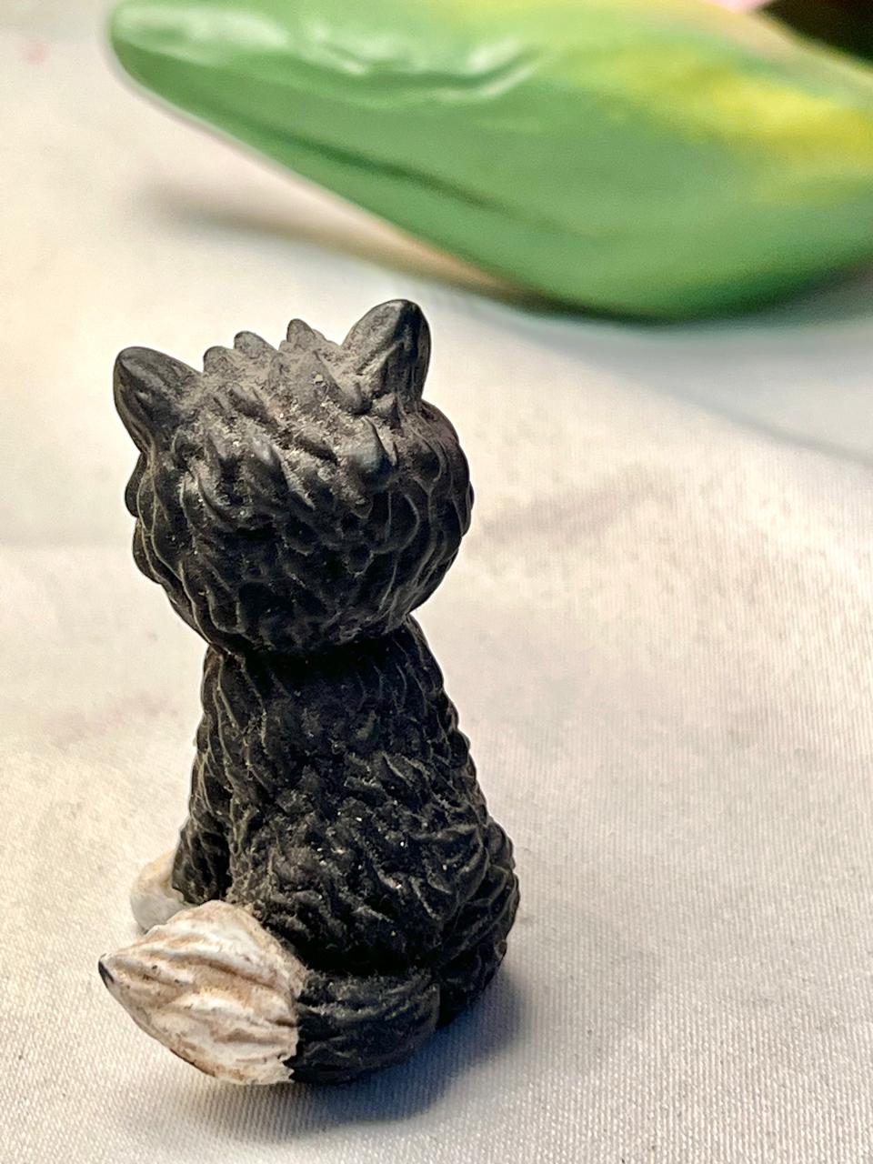 Black & White Cat Figurine Green Eyes 5cm
