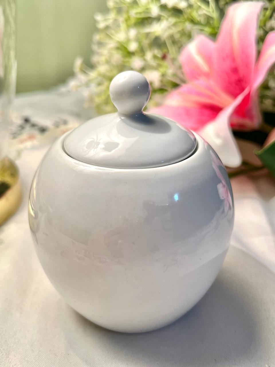 Wilko White Ceramic Sugar Pot with Lid 11cm