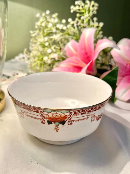 Wellington China England White Gold-Rim Bowl 5.5 in