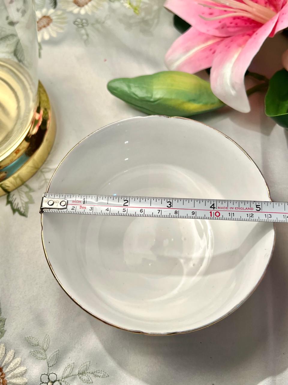 Wellington China England White Gold-Rim Bowl 5.5 in