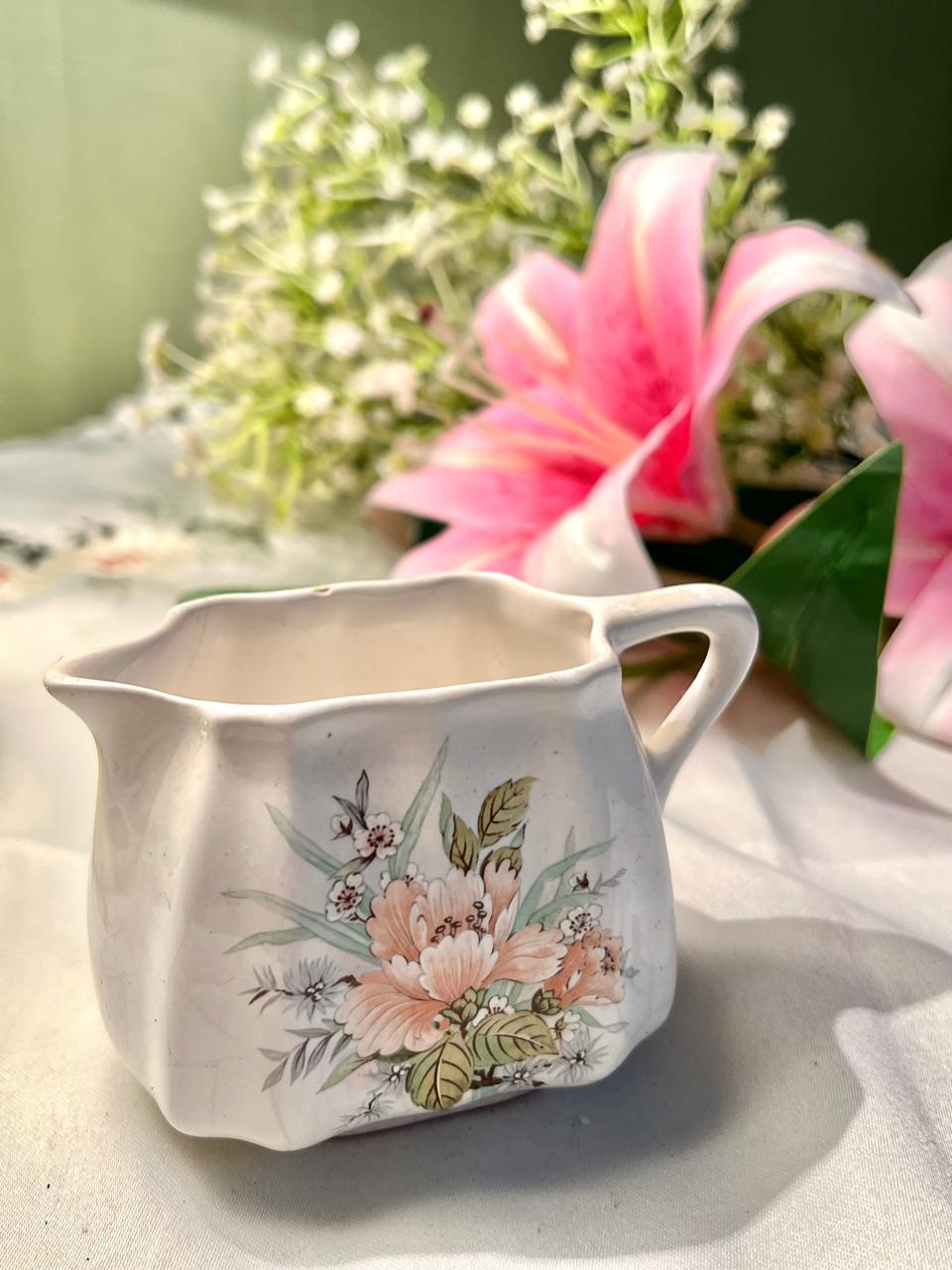 Floral Ceramic Wall Pocket Planter 4 in