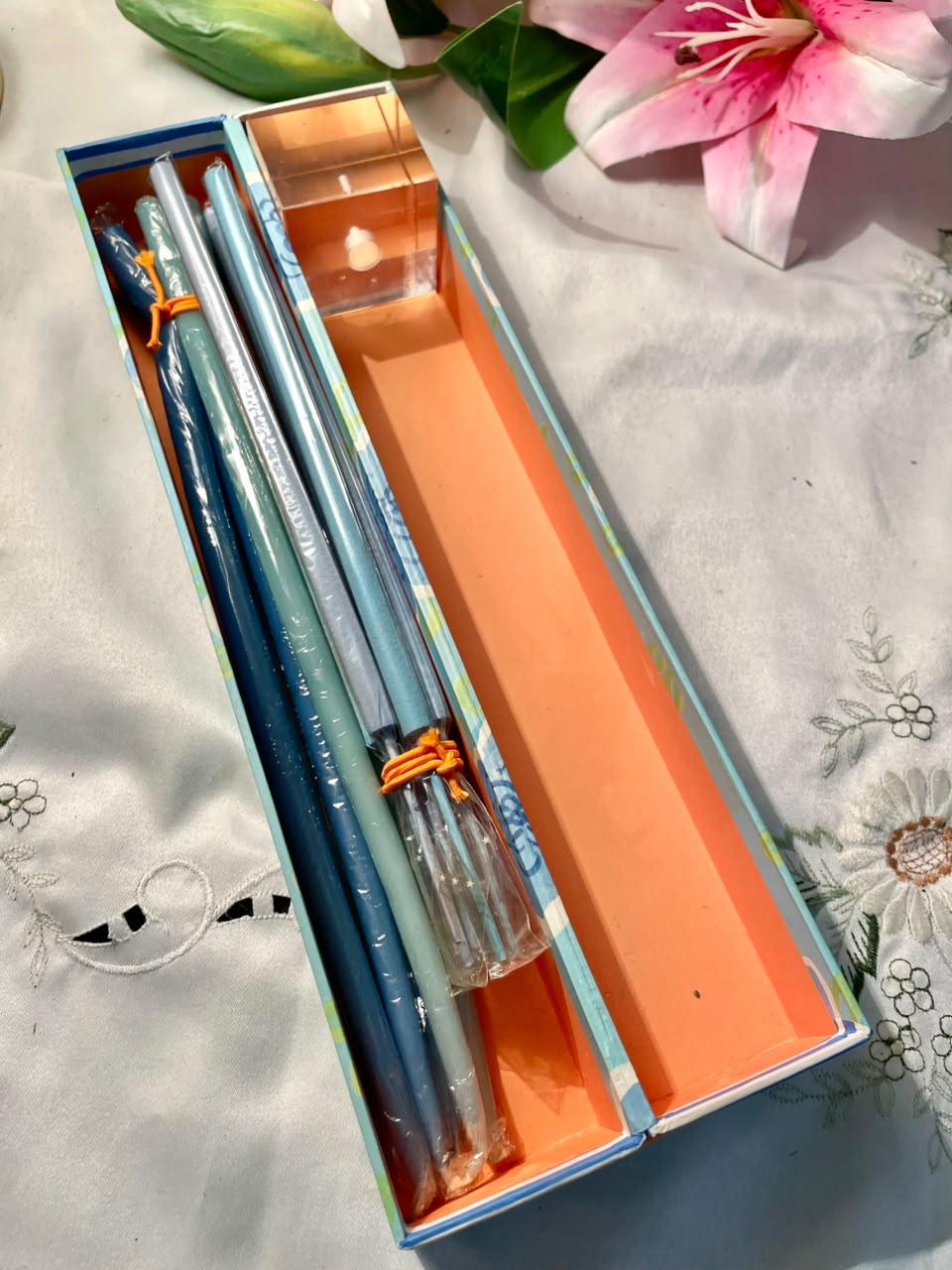 Vintage 10-Piece Blue & Green Candles with Crystal Holder