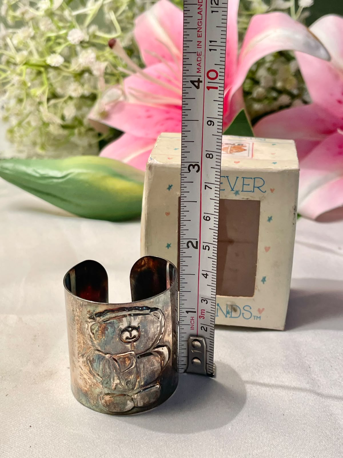 Silver-Tone Embossed Napkin Ring – Approx. 5 cm