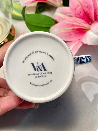 V&A Fine Bone China Blue Floral Mug 3.5 in