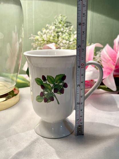 White Berry Motif Pedestal Ceramic Mug 4.5 in