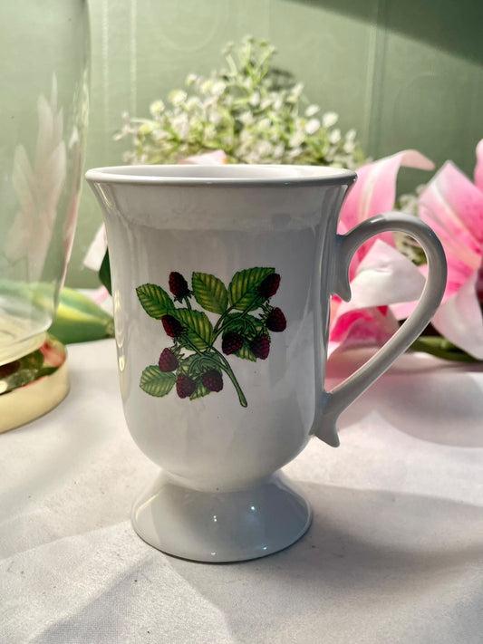 White Berry Motif Pedestal Ceramic Mug 4.5 in