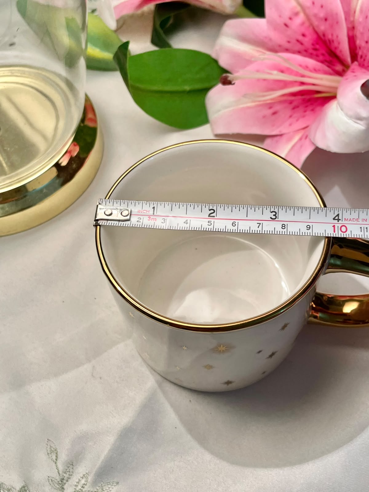 HOME Fine China Gold Starburst Mug 3.5 in
