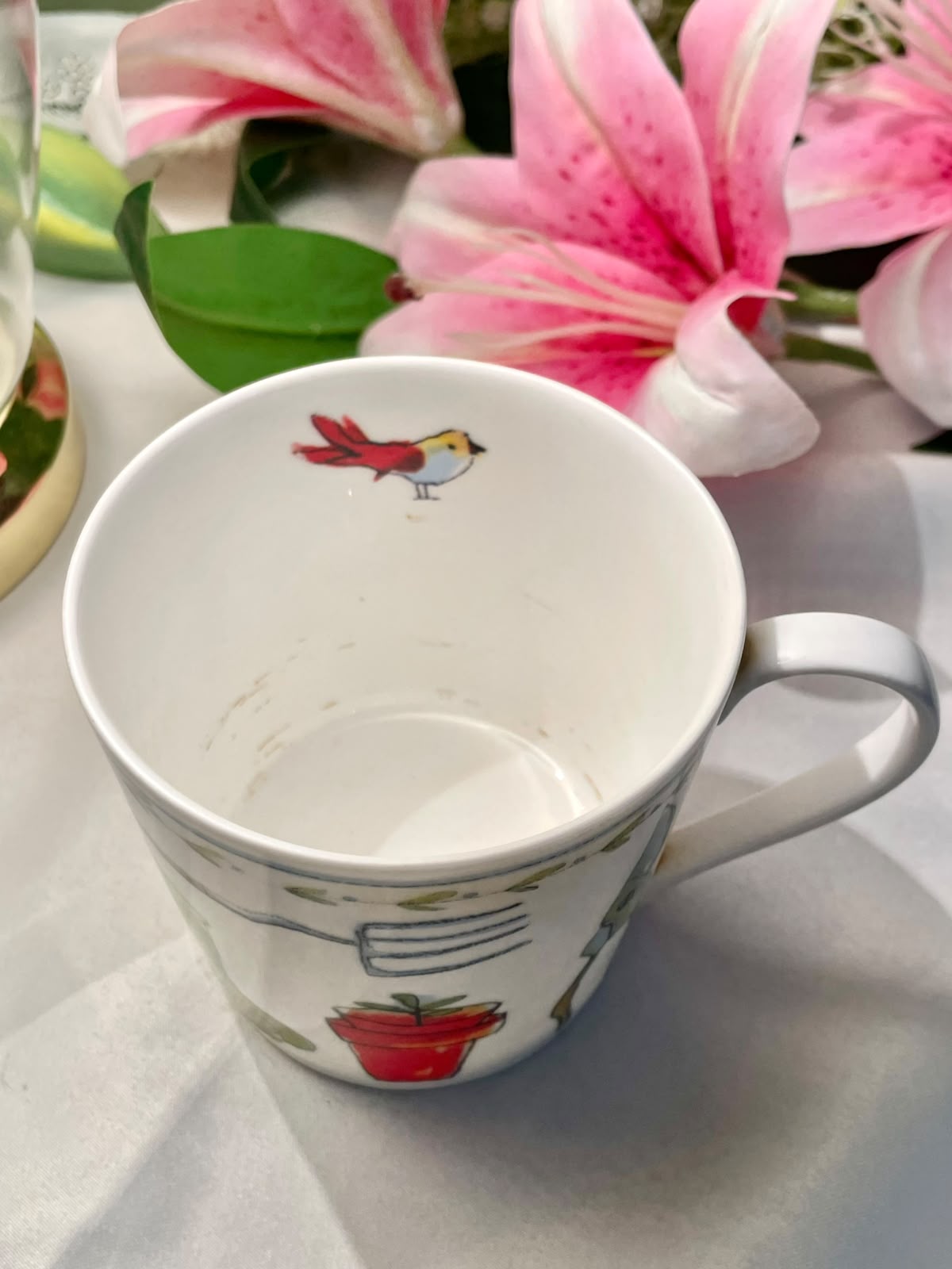 Waitrose Gardening Tools & Bird Ceramic Mug 4 in
